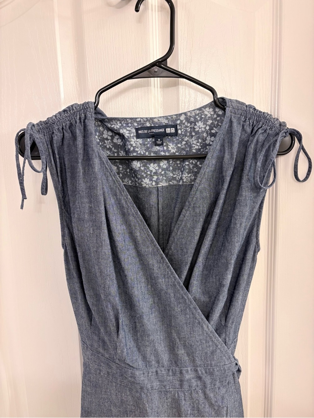 Mossimo Supply Co. Sleeveless Chambray Wrap Midi Dress in Blue-Gray - Picture 2 of 3